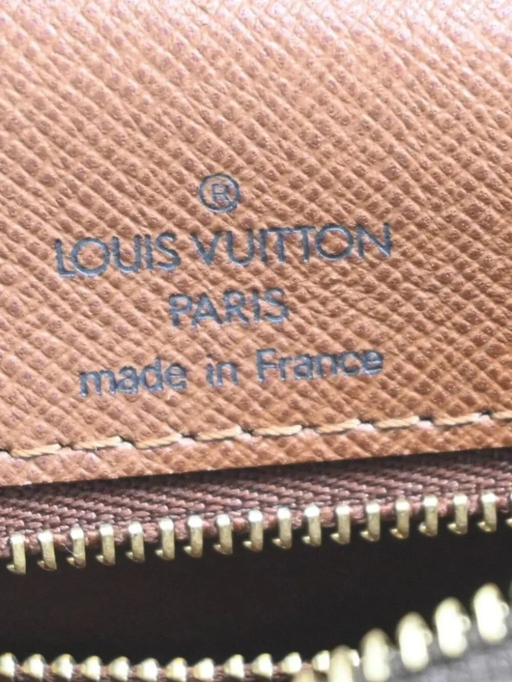 LOUIS VUITTON Nile Crossbody Shoulder Bag Monogram Leather Brown